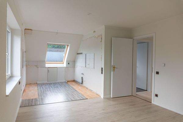 Zimmer 5 mit Küche im DG