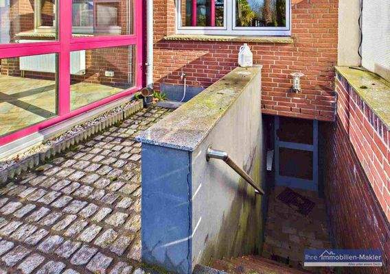 Kellertreppe Aussenbereich