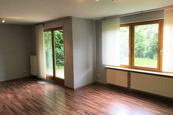 Untergeschoss, Mehrzweck.Hobbyraum mit Zugang zum Garten