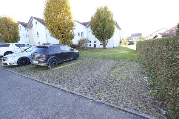 Kfz-Stellplatz im Freien