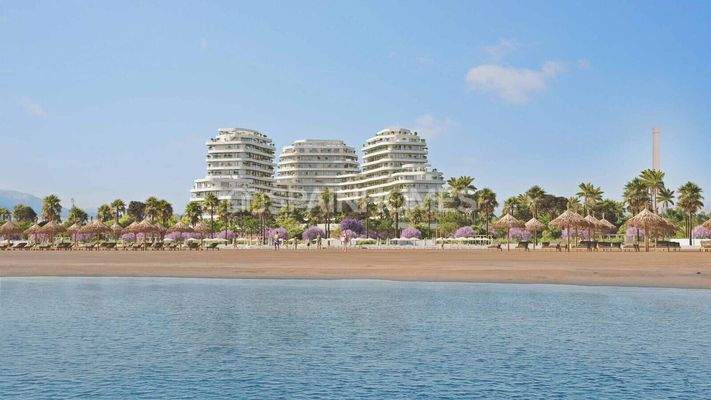 Beachfront Flats in a Complex with Rich Amenities in Malaga