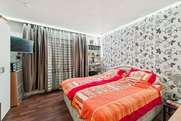 Schlafzimmer OG Altbau