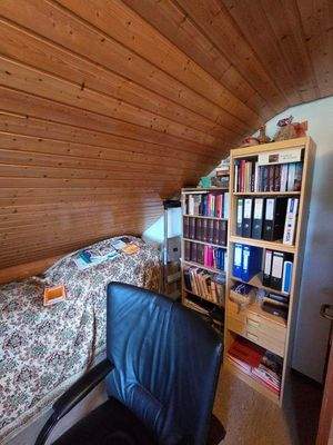 Büro/Arbeitszimmer im DG