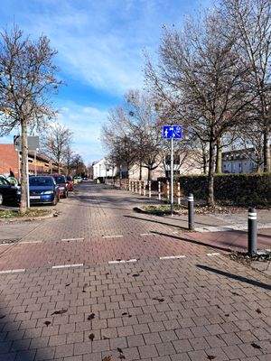 Einfahrt Wohnsiedlung