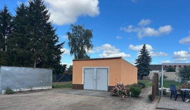 Garage Nr. 2 im Innenhof