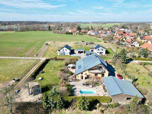 Lage des Hauses am Rande eines Naturschutzgebietes