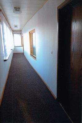 langer Flur im EG
