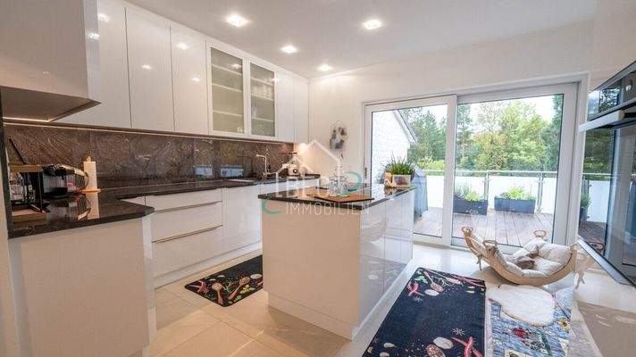 Küche Wohnung links