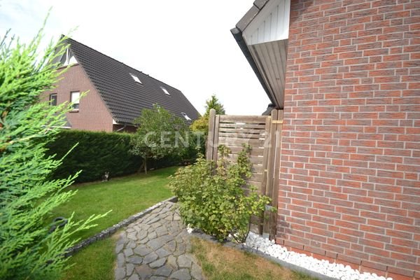 Garten +Terrasse (2)