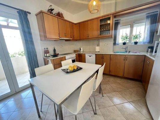 Kreta, Almyrida: Schönes 2-stöckiges Haus zum Verkauf in Almyrida