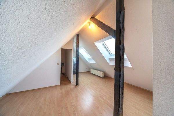 Wohnung 5 Zimmer DG