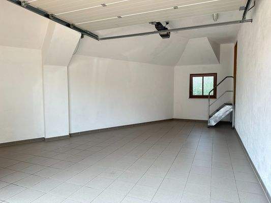 auch in der Garage - viel Platz- 