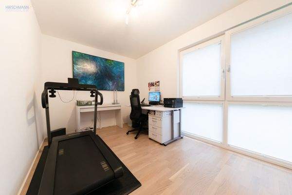 Kinderzimmer oder Büro 