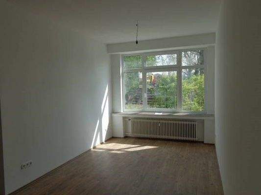 Schlafzimmer, Innenhof UG