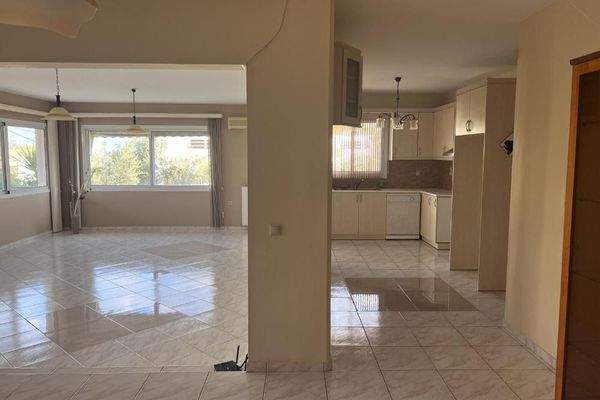 Kreta, Kalathas: Freistehendes Haus zum Verkauf in Kalathas, nur wenige Gehminuten vom Meer entfernt