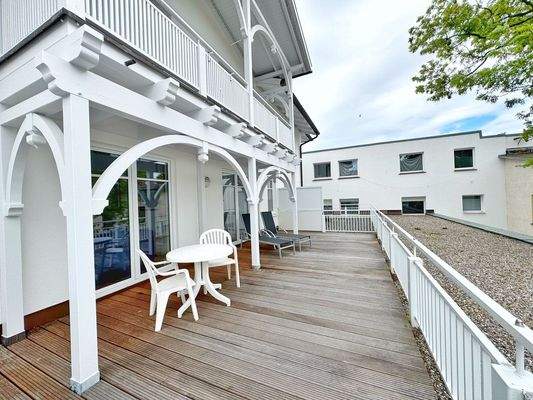 großzügiger Balkon_Terrasse