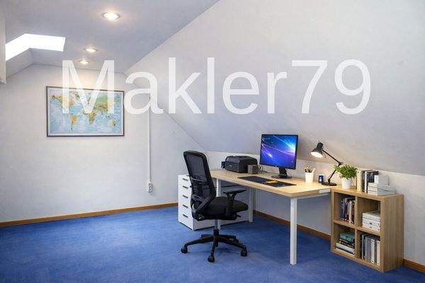 Büro Dachboden