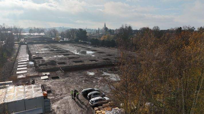 dji_fly_20251120_120004_0032_1763718039867_photo