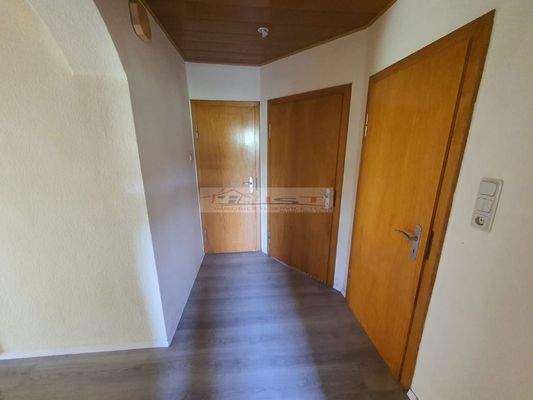 WhatsApp Image 2025-08-13 at 20.07.49 (1)