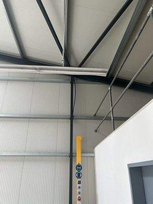 Hallenbau Geschäftsfläche  Lager gross 10.jpg