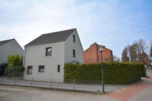 EFH-Bad Schwartau (16 von 16).jpg