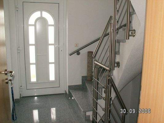 Hauseingang / Treppenhaus