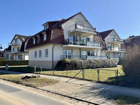 Rückseite des Hauses von der Straße