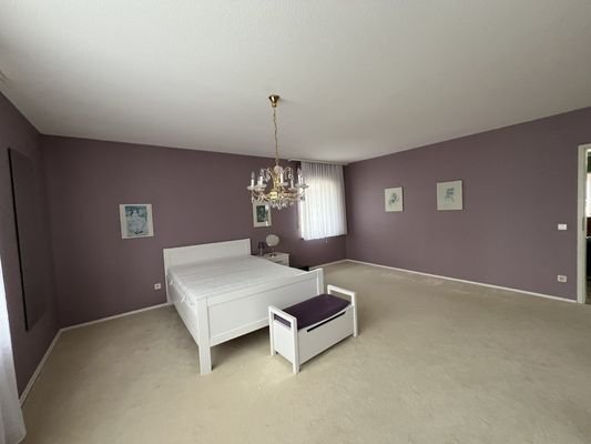 Haus-Gießen-Lützellinden-Schlafzimmer EG (1)