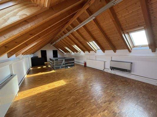 Empore weitere Ansicht 2