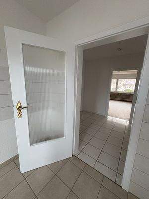 Helle renovierte Wohnung