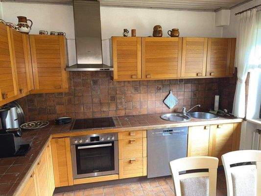 EG_Küche mit Einbauküche