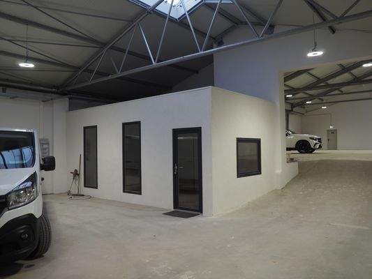 abgeteiltes Chefbüro.JPG