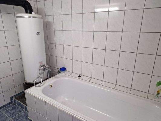 Badezimmer im Keller