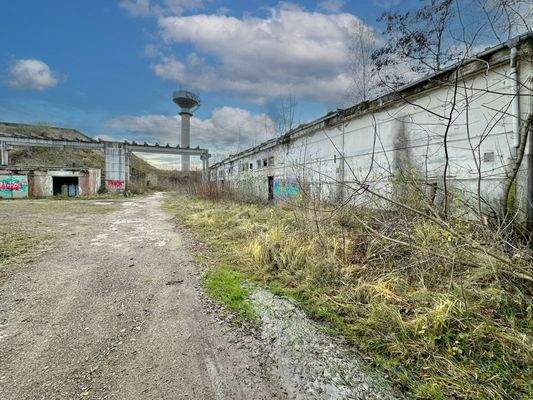 Nordost Grundstuecksansicht