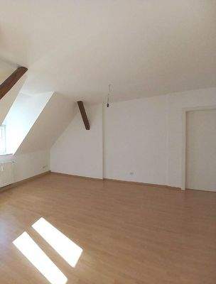 Blick vom Schlafzimmer ins Arbeitszimmer