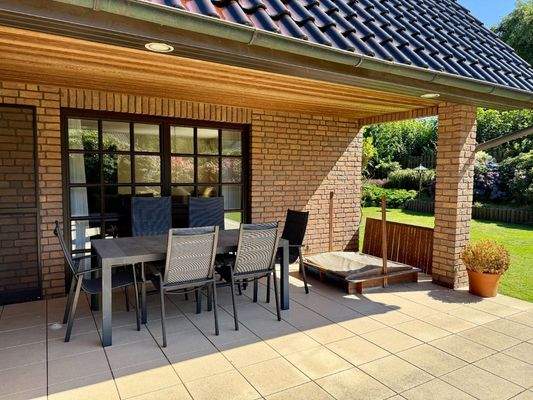 Überdachter Freisitz