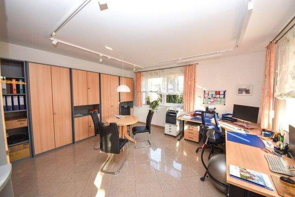 Büro, Schlafen 1 von 3