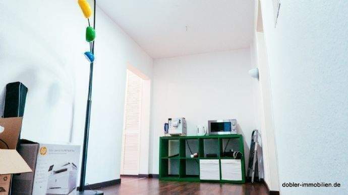 Großzügige Diele Blick vom Eingang