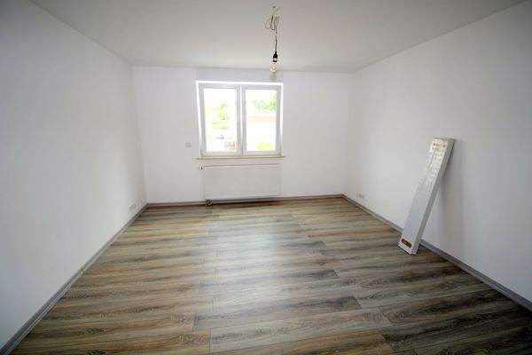 Elternschlafzimmer Whg2.jpg