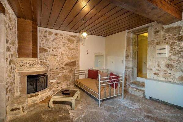 Kreta, Zouridi: Renoviertes Steinhaus aus dem 19. Jahrhundert mit Pool zu verkaufen