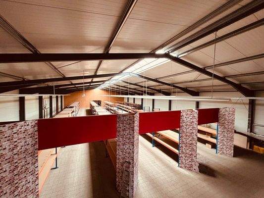 Überblick Lagerhalle