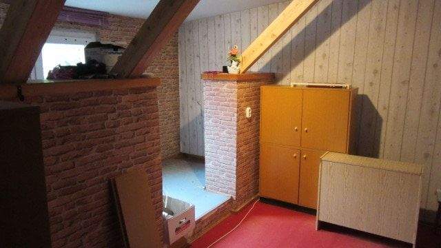 kleines Zimmer Dachgeschoss