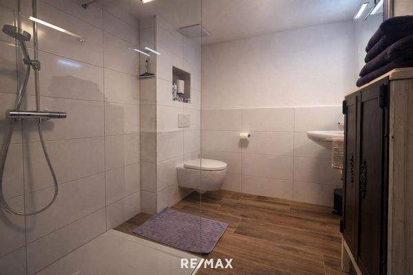 Landeck - Wohnung - Badezimmer