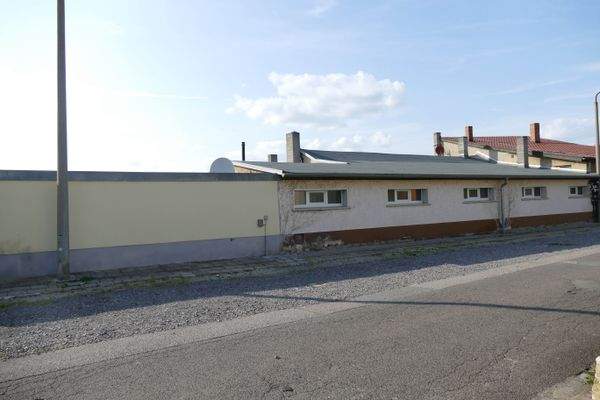 Objekt Außenansicht.JPG