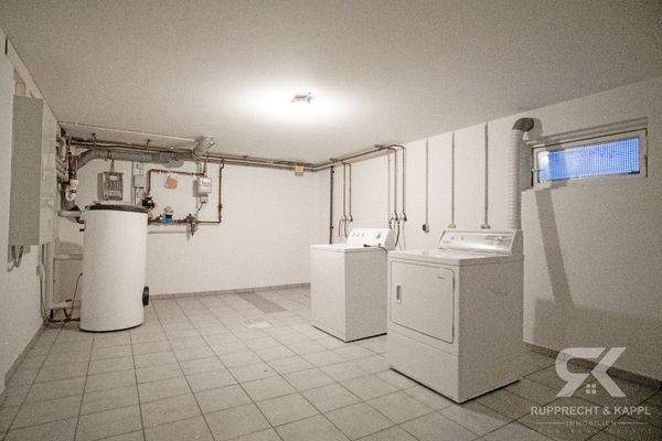 Wasch und Heizungsraum UG