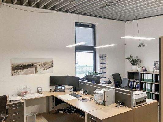 Büro 1
