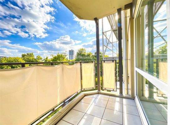 Balkon - (KI generiert)