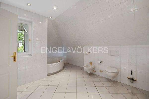 Vollbad im Obergeschoss