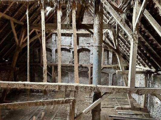 Luftraum über Stall