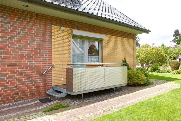 Küchenbalkon mit Gartenzugang